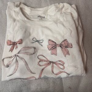 hollister bow tee